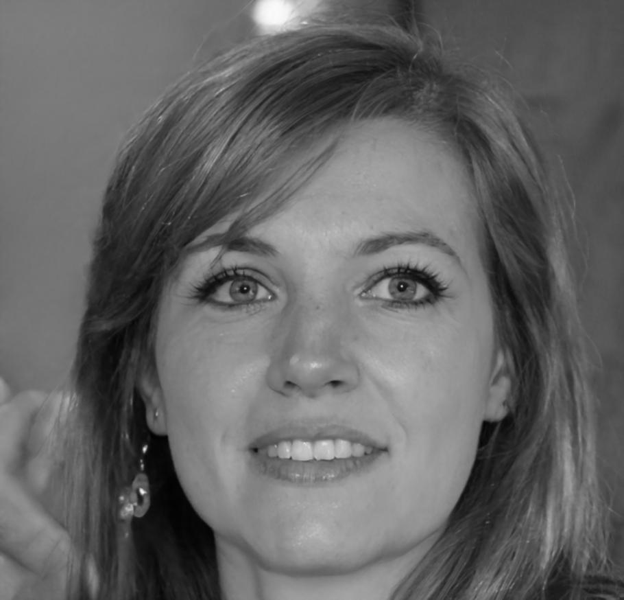 Retrato de Débora Santacruz, facilitadora de grupos de trabajo